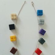 Collier Lego, briques Lego multicolores, chaîne argentée