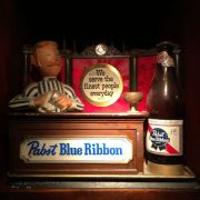 Objet de pub biere Pabst barman