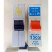 25A disjoncteur fusible automatique à broches 20mm CEBEC