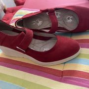 CHAUSSURES COMPENSEES NEUVES NUBUCK ROUGE 38