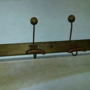 PORTE-MANTEAU ANCIEN FER ET BOIS