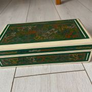 Boîte en bois artisanale