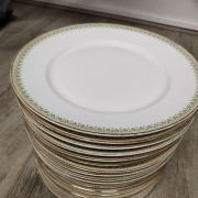 18 assiettes à dessert / gâteau / entremets