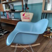 Rocking chair RAR eames bleu clair