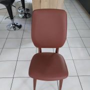 Chaises des années 60 pieds compas.