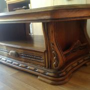 Table basse chêne a restaurer 