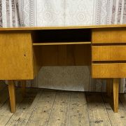 bureau vintage des années 60