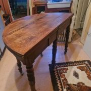 Table demi lune 5 pieds style Louis Philippe