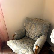 Fauteuils en velours de Gênes et Merisier style régence