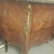 Commode sauteuse louis XV