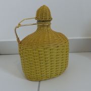 Ancienne carafe/gourde en verre tressée de scoubidou - 2 L