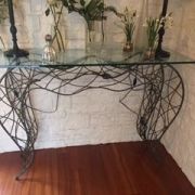 Console design metal et verre