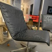 Fauteuils  cuir noir Wilkahan 