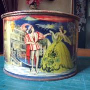 Boite ancienne en métal