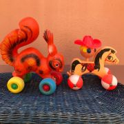 Lot de 2 jouets à tirer