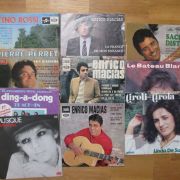 Vinyles 10 Disques 45 Tours - Années 70-80 