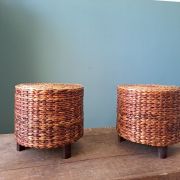 Paire de poufs en jonc de mer