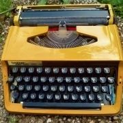 Machine à écrire Brother Deluxe 800