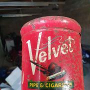 Boîte en métal encienne de cigarette à pipe tobacco