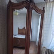 armoire ancienne deux portes miroirs biseautés