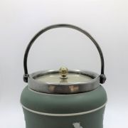 Wedgwood Jasperware - Pot avec Couvercle -  XIXe