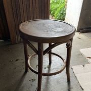 2  tabouret bas  style thonet 