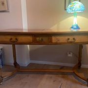 Table de ferme nommée aussi de boucher 