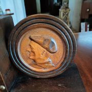 Serre livre basque en bois