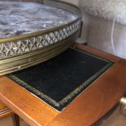 Vends table bouillotte dessus marbre gris très bon état 