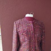 Veste tailleur Vintage  700% laine Tressée . Superbes bouton