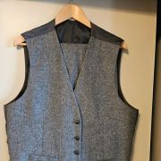 Costume flanelle 3 pièces avec gilet et 2 pantalons. Marks a