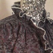 Magnifique chemisier volanté cou et devant 100% coton