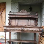 Desserte style Saint Hubert