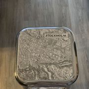 Tabouret classique Suédois. Motif Stockholm.