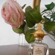 Flacon vide  parfum  " Boudoir  vivienne westwood "