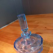 flacon de parfum en cristal