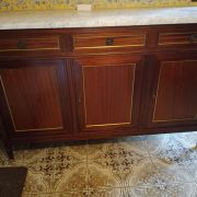 Buffet - plaque Marbre - 3 portes - 3 clés