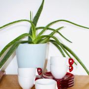 Service tasses Guzzini design porcelaine plastique