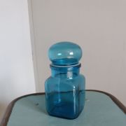 Flacon bocal en verre bleu turquoise