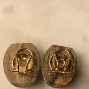 Clips en corne vintage.