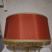 Suspension abat jour a franges avec trois ampoules 