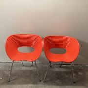 Paire de chaises design Tom Vac , par Ron Arad