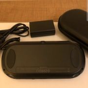 PS Vita OLED avec 64go 