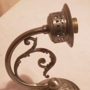 Lampe 19ème à poser ou à utiliser en  applique matière métal