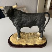 Statuette taureau