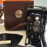 Appareil photo ancien