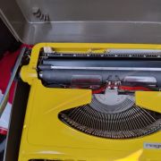 machine à écrire nogamatic 600