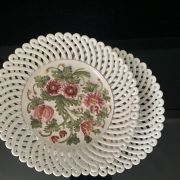 Lot 2 assiettes décoratives porcelaine Gubbio