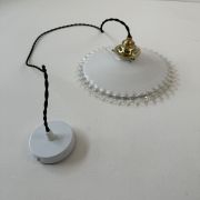 SUSPENSION ANCIENNE DENTELEE EN OPALINE  25 CM VINTAGE