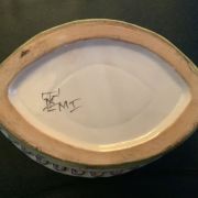 2 corbeilles en faïence 